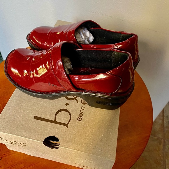 ♥️ BORN  OF CONCEPT BOC MAROON SHINY SOFT  LEATHER SHOES - Picture 2 of 8
